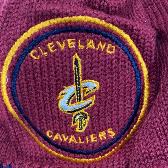Cleveland cavaliers Winter knit hat - Picture 2 of 3